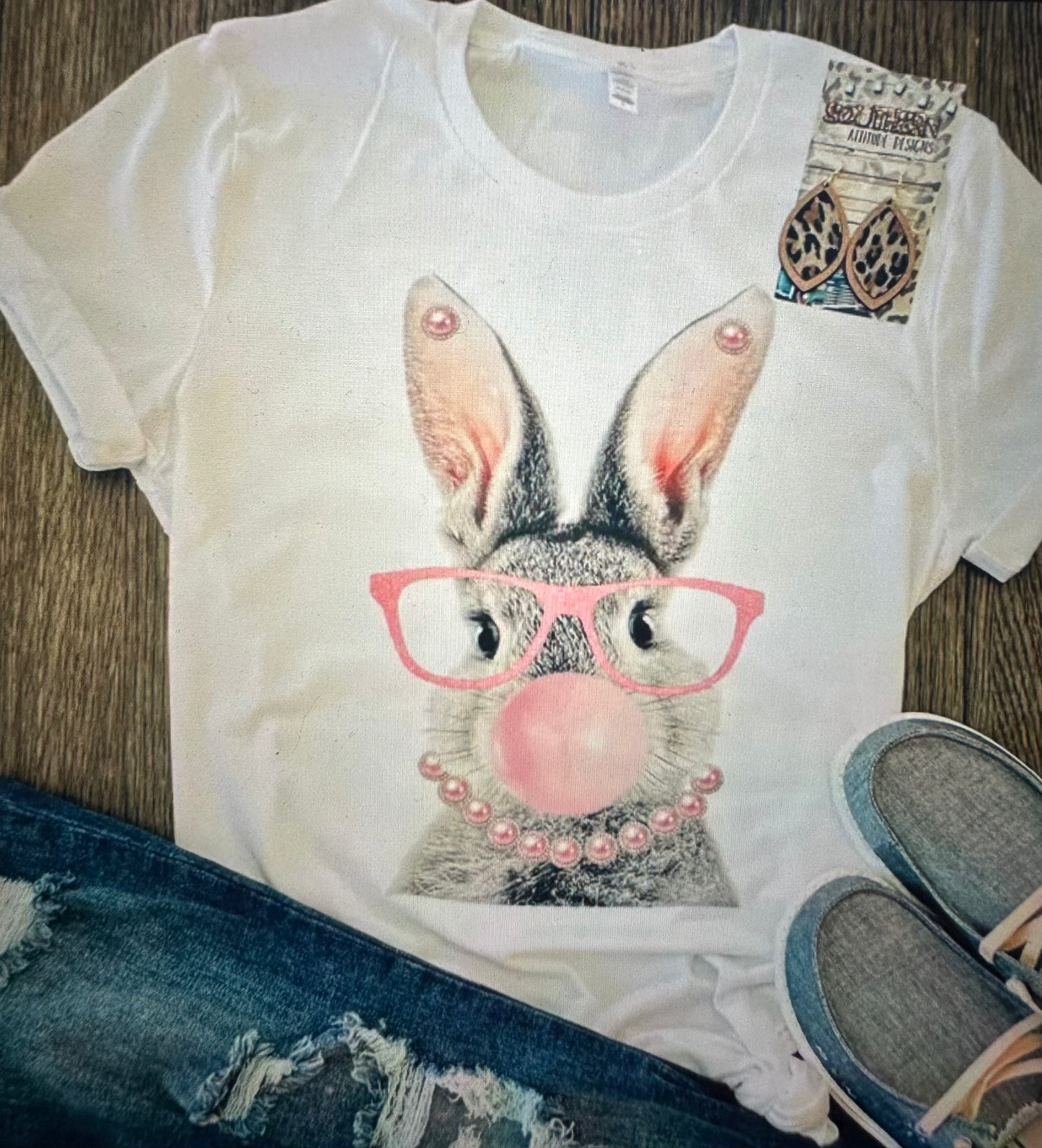 Bunny Pearl Glam Tee