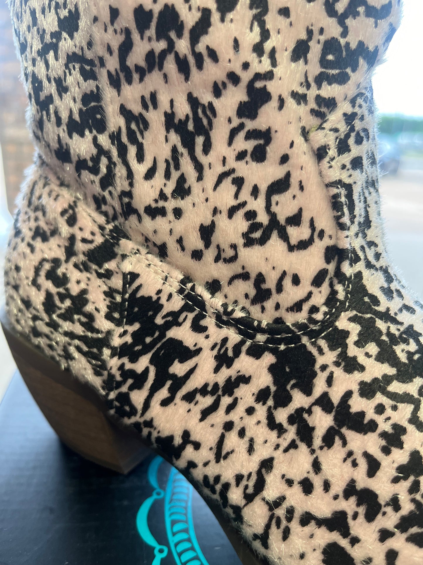 Round Em’ Up Boots