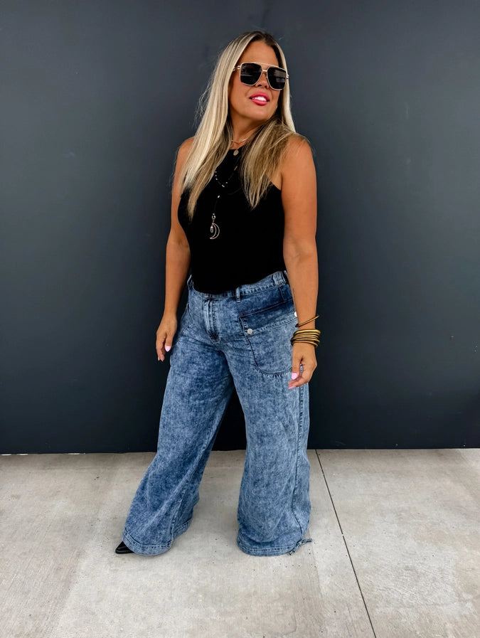 Charlie Cinch Hem Wide Leg Jean