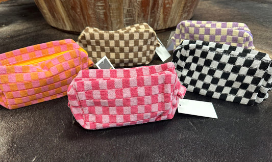 Check Yo’Self Cosmo Bag